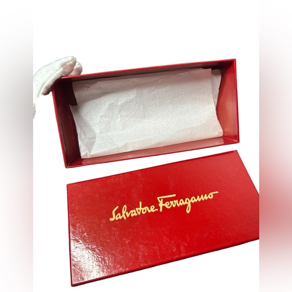 Salvatore Ferragamo sunglasses box in excellent condition - Picture 4 of 6